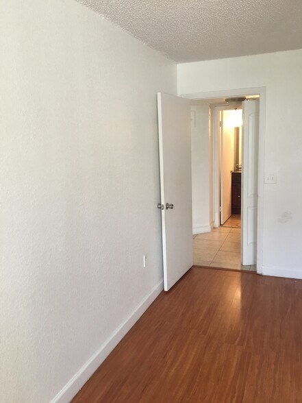 Building Photo - 8215 Lake Dr