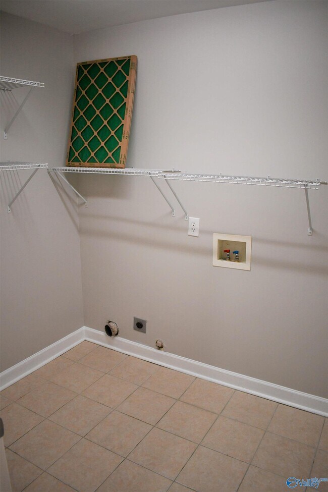 Building Photo - 22873 Horseshoe Bend