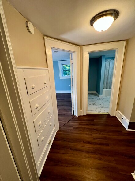 Building Photo - 1116 Murray Ave