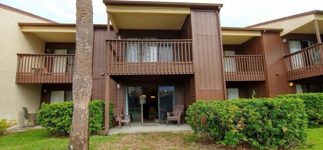 Primary Photo - 2 BR and 2 Baths overlooking the Tennis Court