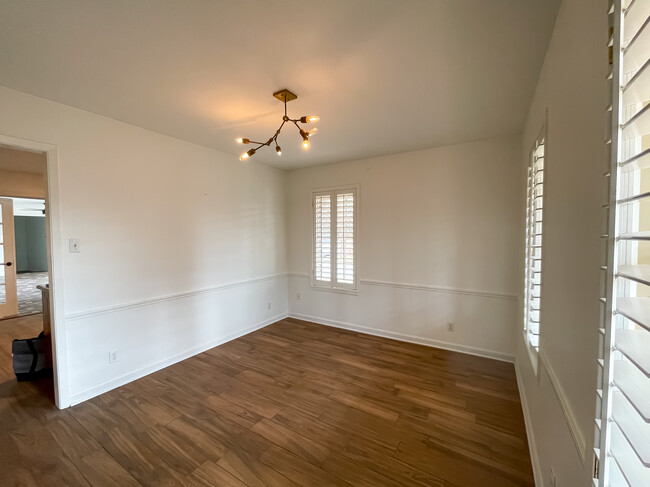 Dining Room - 1700 Cardinal St