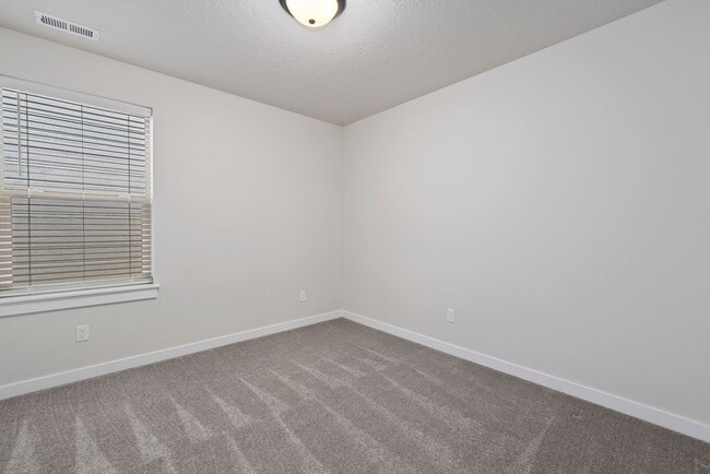 Building Photo - Beautiful 4-Bedroom Home in Meridian – Available Now | $2,500/month