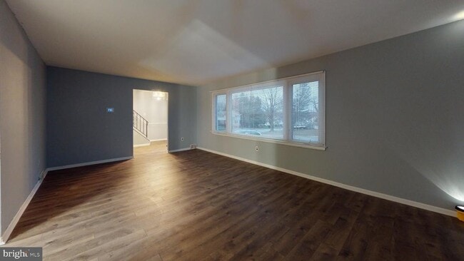 Building Photo - 669 N Henderson Rd