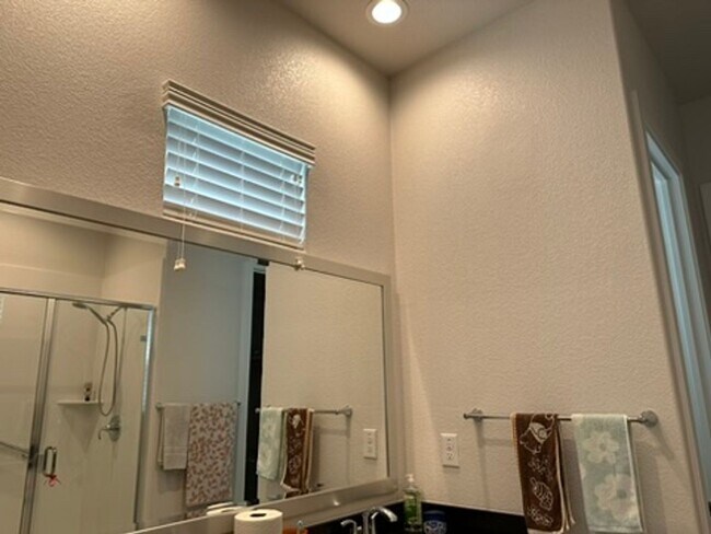 Building Photo - Epic REA - Brighton Landing Village 3 BR/2 BA Home Built in 2022 on 1 Level - Vacaville