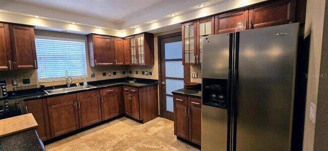 Building Photo - 2115 Alvarado Ln