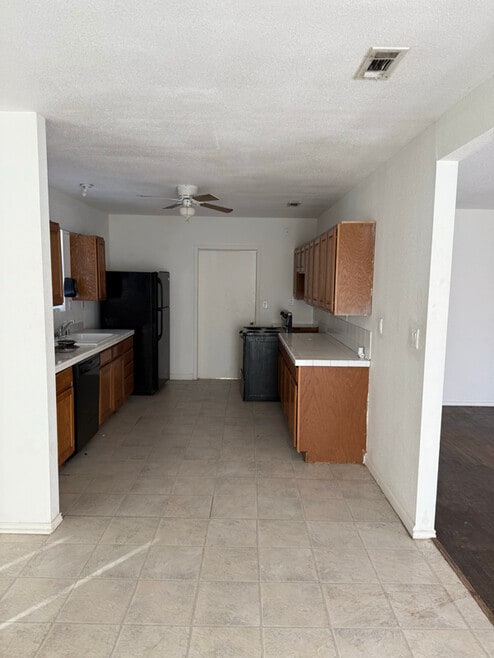 Building Photo - 1316 34th St