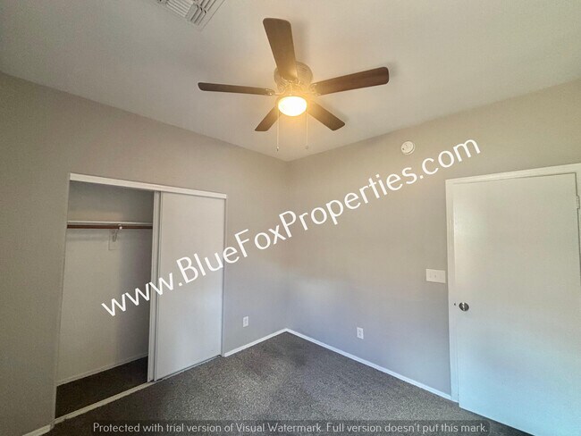 Building Photo - 15073 S Harry Truman Pl