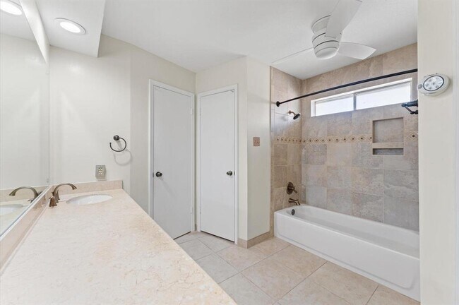 Building Photo - 3406 Glenn Lakes Ln