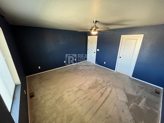 Building Photo - 3644 Ronald Reagan Ave