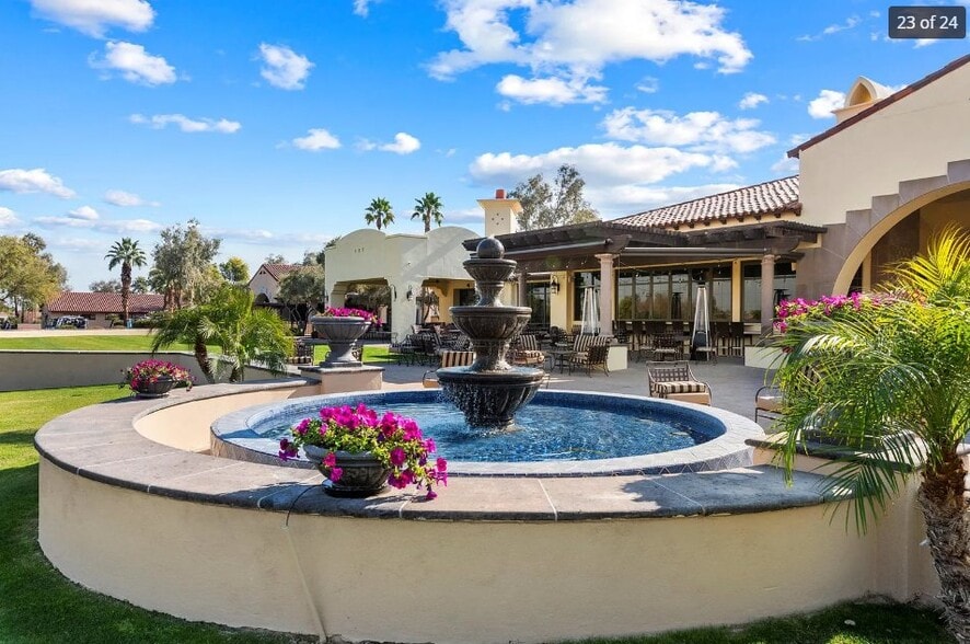 Building Photo - 12947 W Chapala Dr