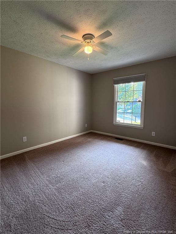 Building Photo - 3028 Coachway Dr