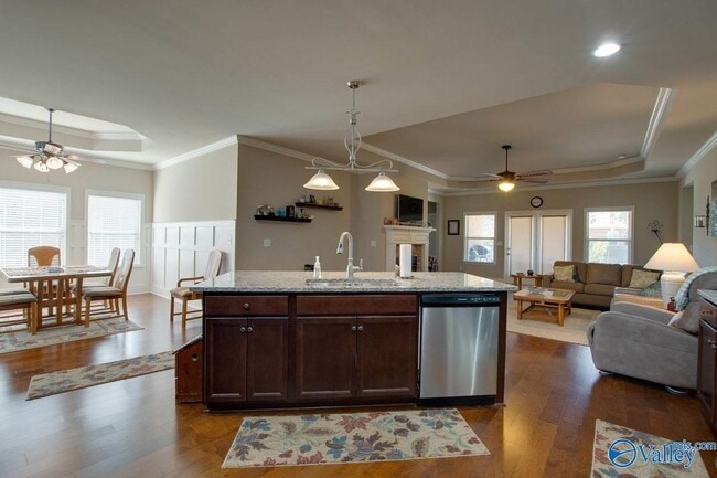 Building Photo - 7206 Lathan Dr SE