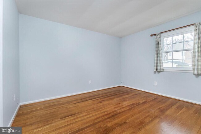 Building Photo - 409 Orleans Cir SW