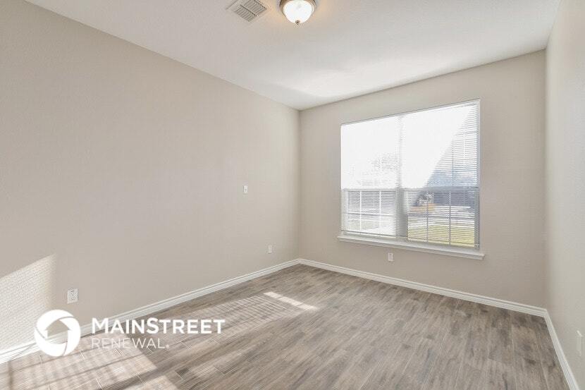 Building Photo - 4217 Forestedge Dr