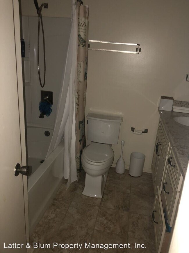 Building Photo - 3 br, 2 bath House - 680 Wall Blvd