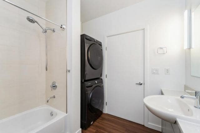 Building Photo - 1 bedroom in Seattle WA 98109