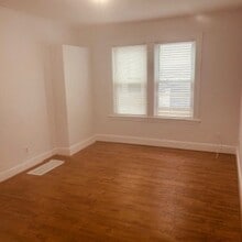 Building Photo - 56 Hamilton St