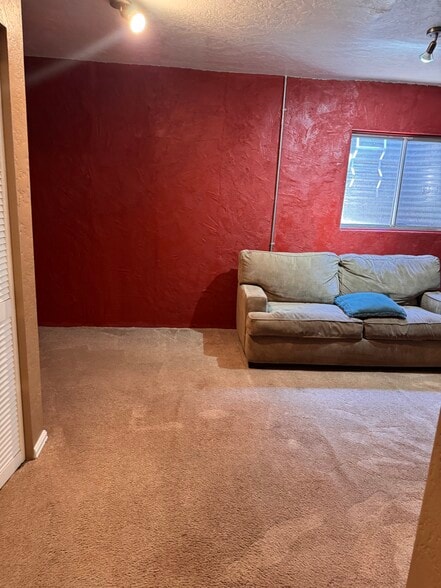 Building Photo - 4108 S Mobile Cir