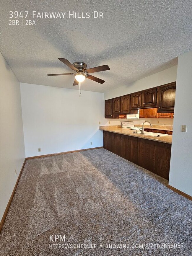 Building Photo - 2 BED | 2 BATH | CONDO | WEST | FAIRWAY HI...