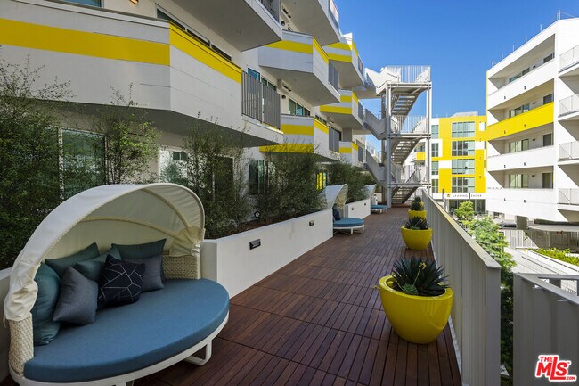 Building Photo - 2929 Pennsylvania Ave