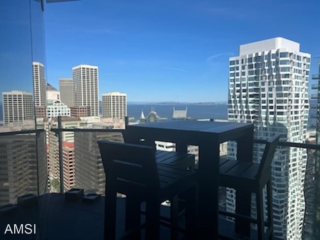 Building Photo - 2 br, 2 bath House - 201 Folsom St #33C