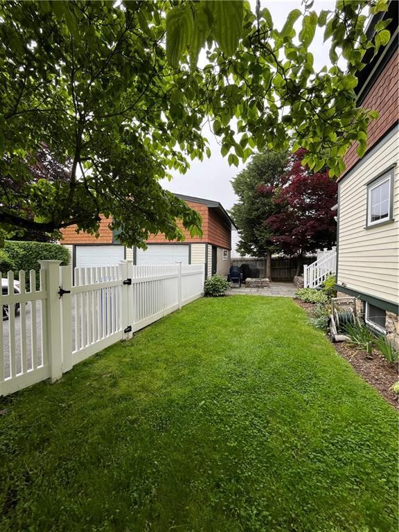 Building Photo - 9 Potter St