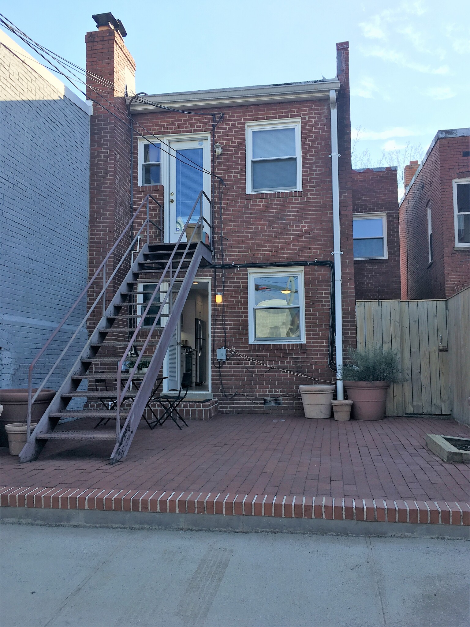 Building Photo - 1316 Constitution Ave NE