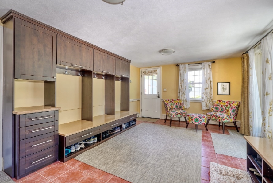 Building Photo - 65 Sherburne Rd S