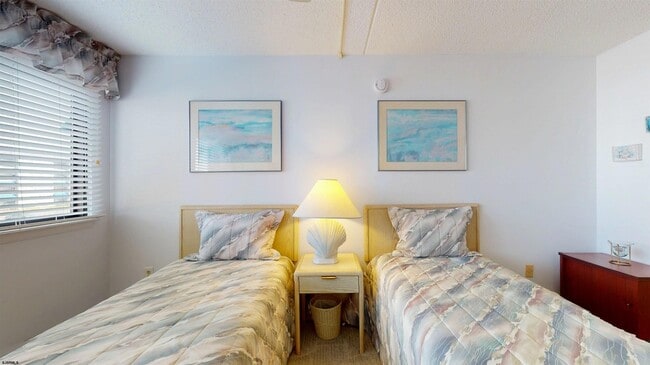 Building Photo - 4500 W Brigantine Ave