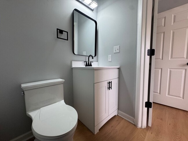 Building Photo - Newly Renovated 3BR/2BA Single-Family Home with Garage – Cleveland