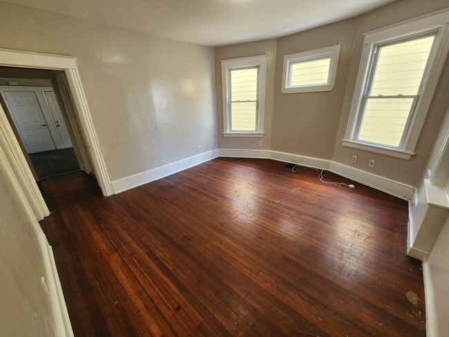 Building Photo - 137 Washington St