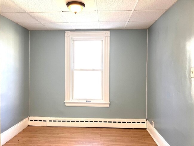 Building Photo - 9 Laurel St