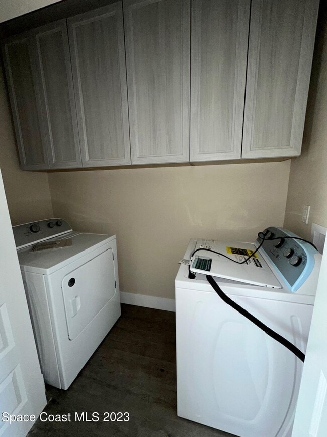 Building Photo - 833 Paddleboard Ct