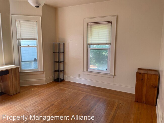 Building Photo - 6 br, 2.5 bath House - 728 Westcott Street