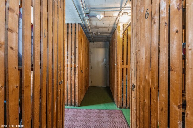 Building Photo - 1101 Grove St