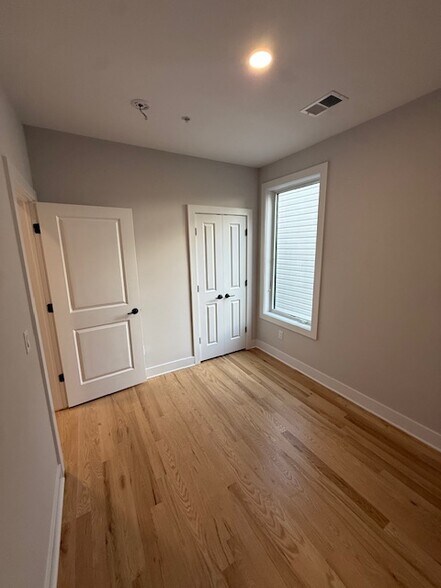 Unit 2 Bedroom (3) - 6009 Jefferson St