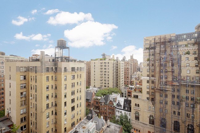 Building Photo - 253 West 72nd Street