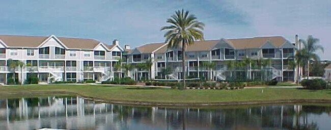 Building Photo - SEASONAL RENTAL - Downtown Sarasota Renova...