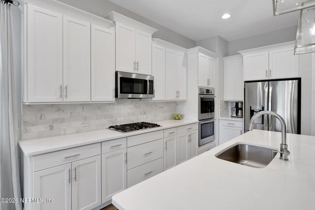 Building Photo - 102 Seabrook Dr