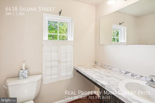 Building Photo - 6438 Gildar St