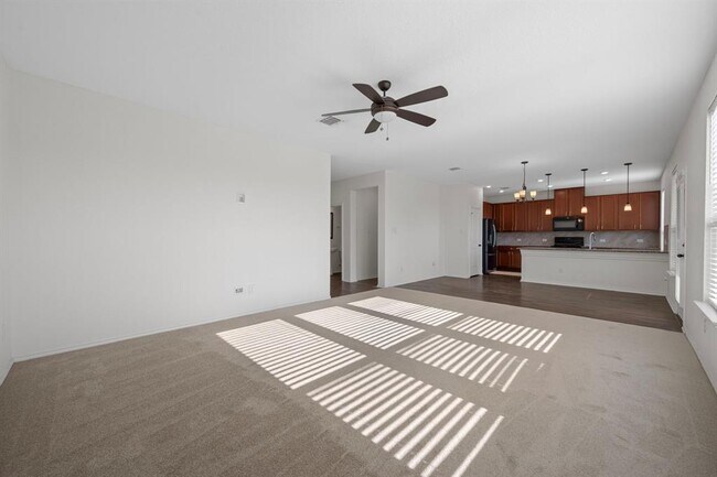 Building Photo - 6257 Mantalcino Dr