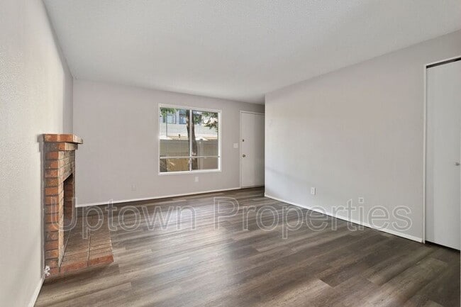 Building Photo - 8315 SE 17th Ave