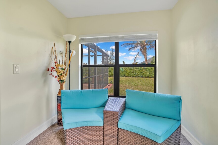 Building Photo - 1627 SW 14th St