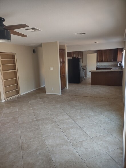 Breakfast nook - 322 Esquina Dr