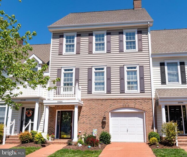 Building Photo - 28504 Sawgrass Ct