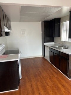 Building Photo - Chapman Gardens