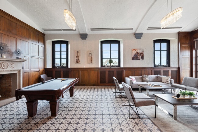 Interior Photo - Walnut Street Apartments