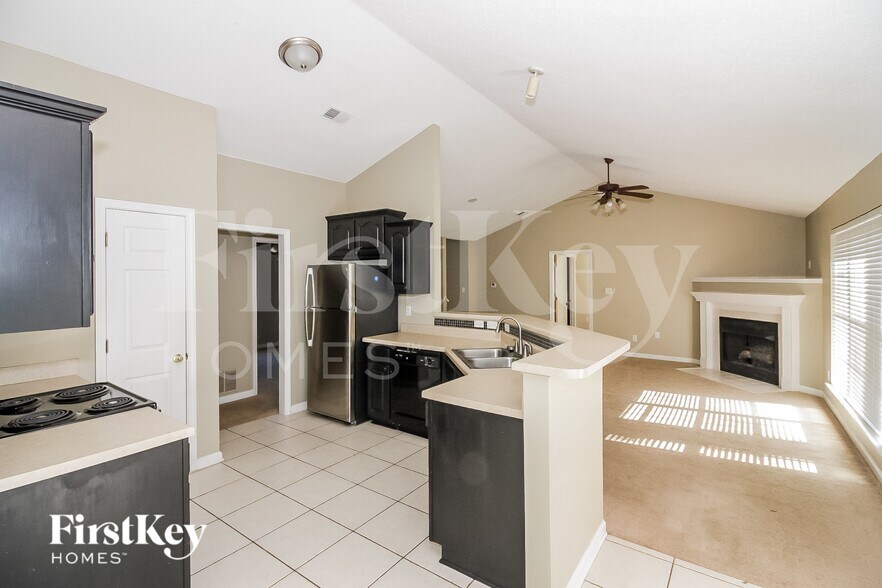 Building Photo - 2554 Plum Creek Dr