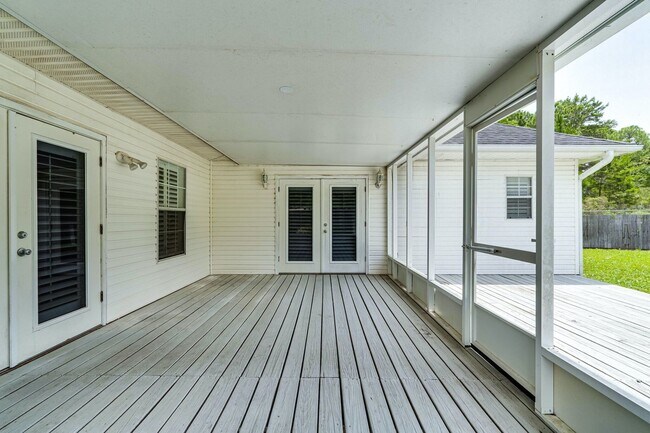 Building Photo - 3822 Indigo Cir