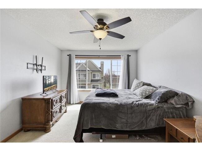 Building Photo - 13905 54th Ave N